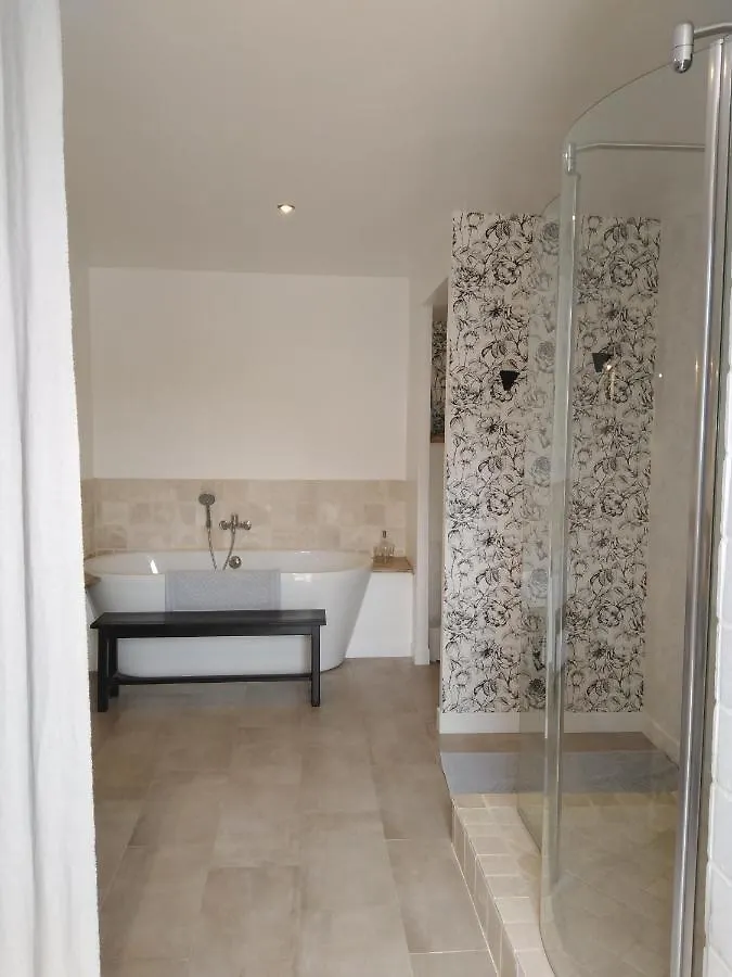 A Deux Pas De St Cirq Lapopie, La Chambre Du 